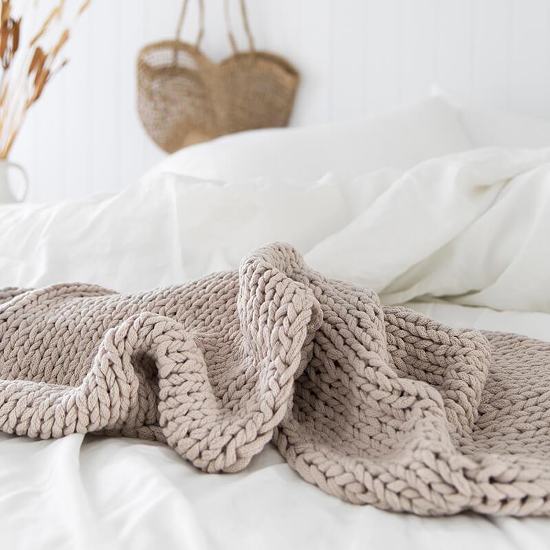 Bambury Chunky Knit Throw (Pebble)