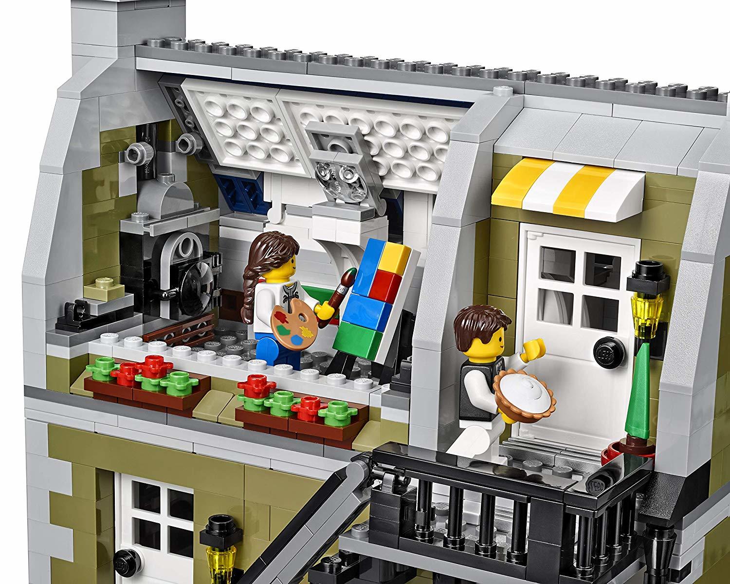 LEGO Creator: Parisian Restaurant (10243)