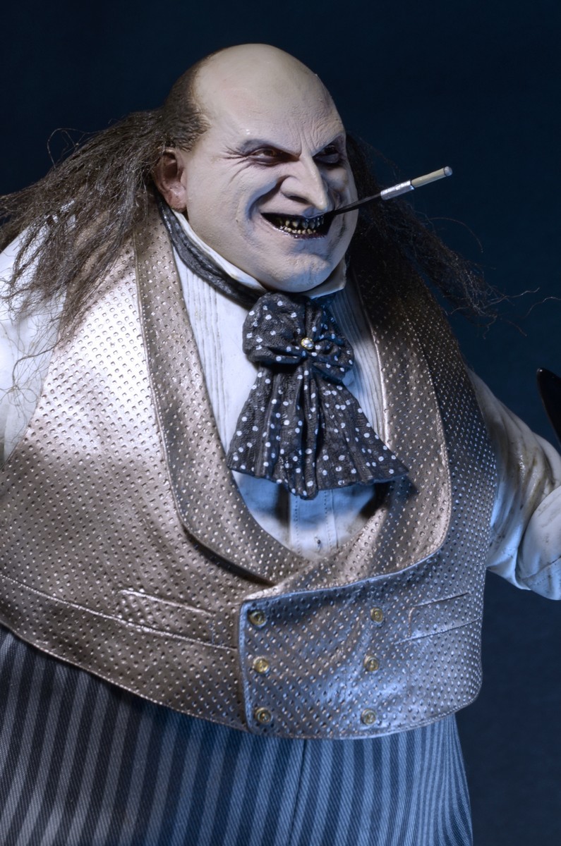 Batman Returns - Mayoral Penguin 1:4 Scale Figure image