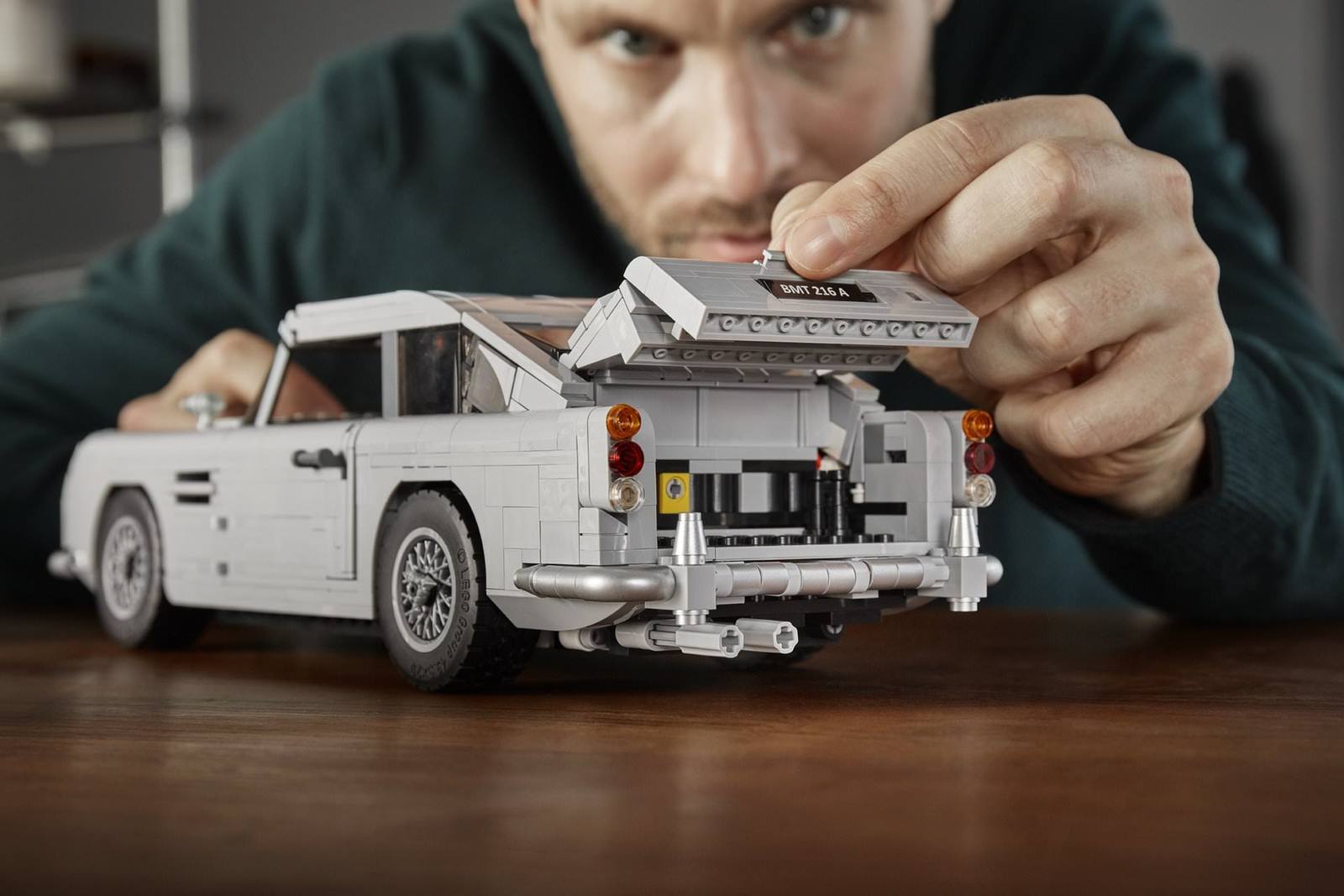 LEGO Creator: James Bond Aston Martin DB5 (10262) image