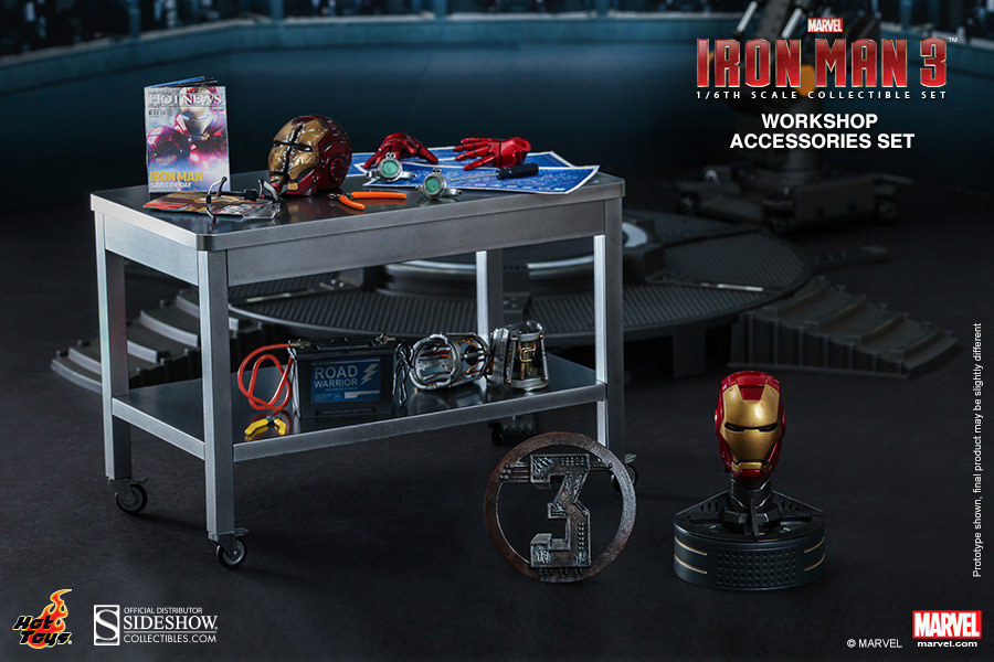 Iron Man Accessories Set at Mighty Ape NZ