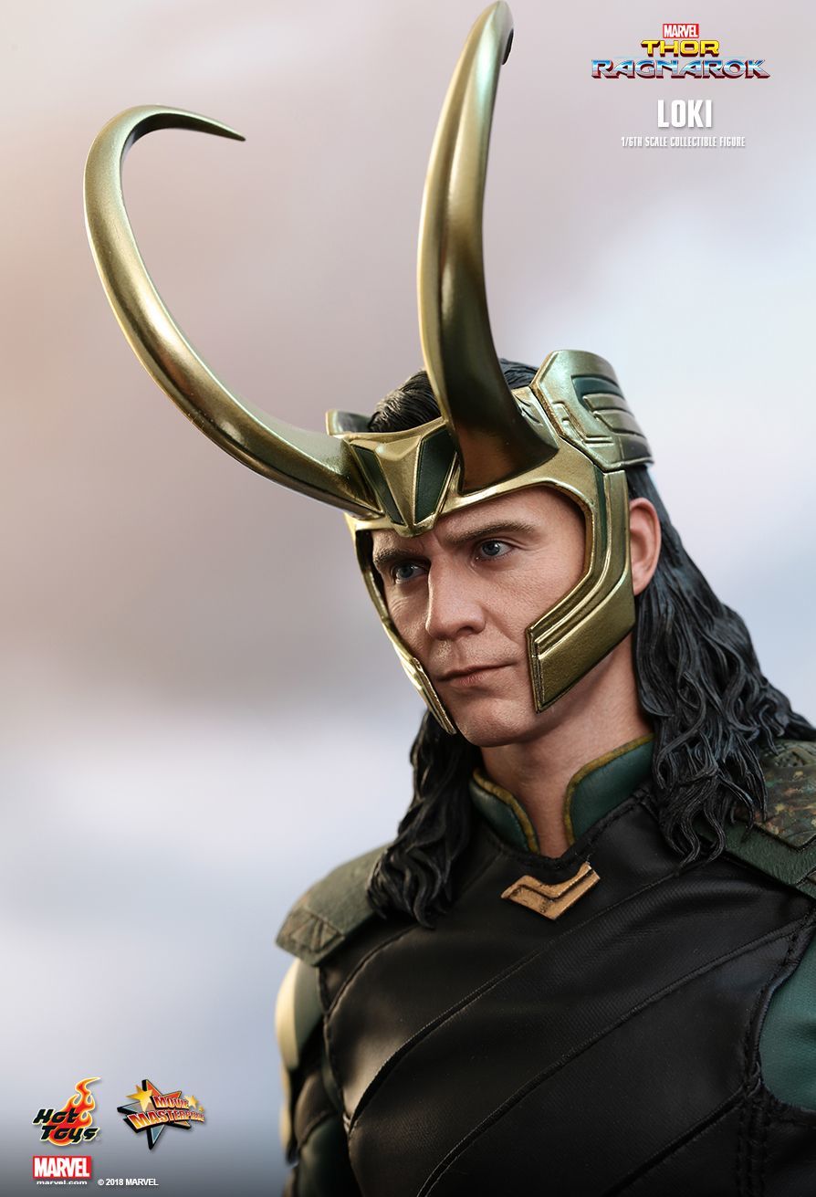 Thor Ragnarok: Loki - 12" Articulated Figure image