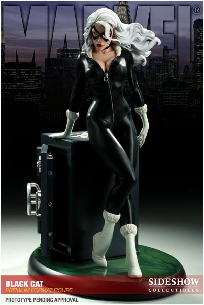 Spiderman Premium Format 17" Figure - Black Cat (Limited Ed. 1000)