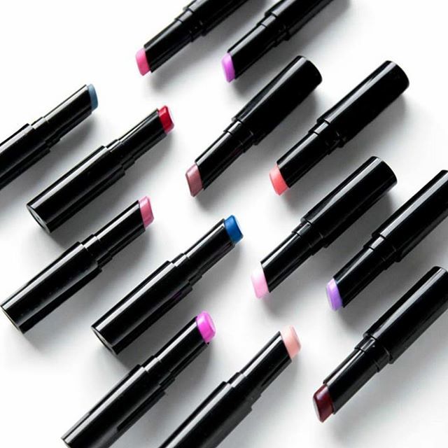 LA Girl Matte Flat Velvet Lipstick - Hush image