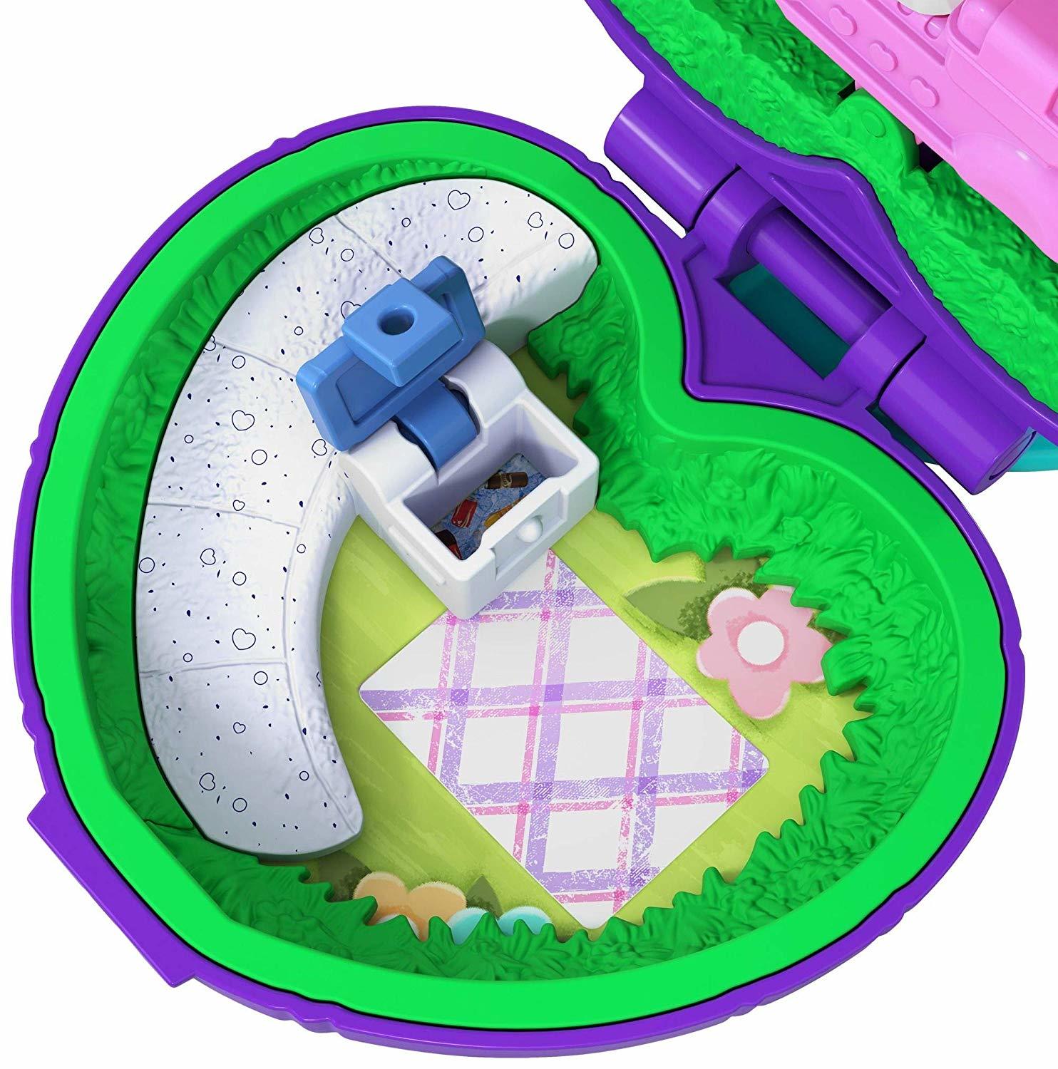 Polly Pocket: Tiny Pocket World - Pocket Size Picnic image