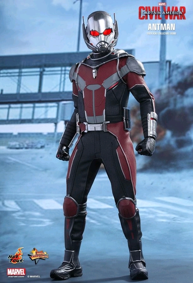 Captain America 3: Civil War - Ant-Man 12" Scale Figure image