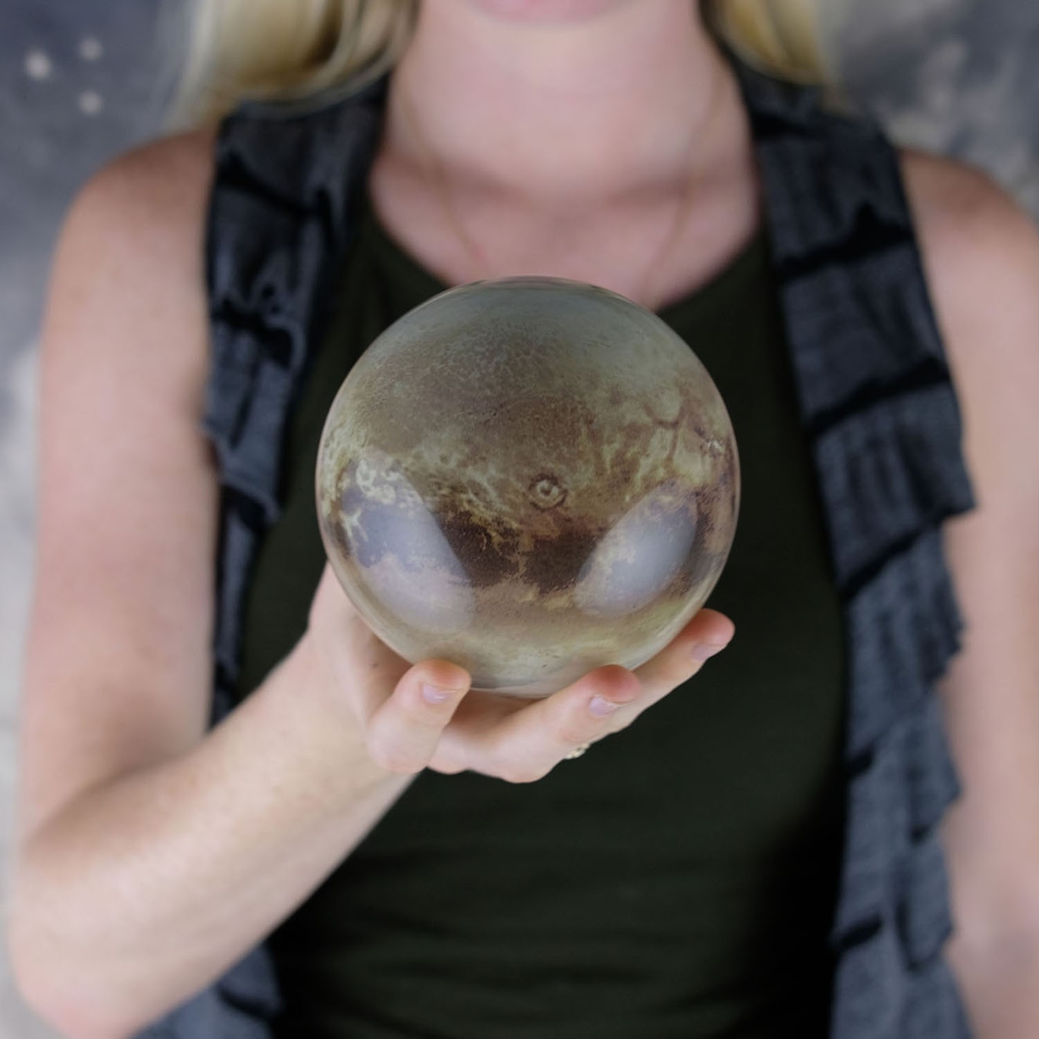 Mova: Self Rotating Globe - Pluto (11.5cm) image