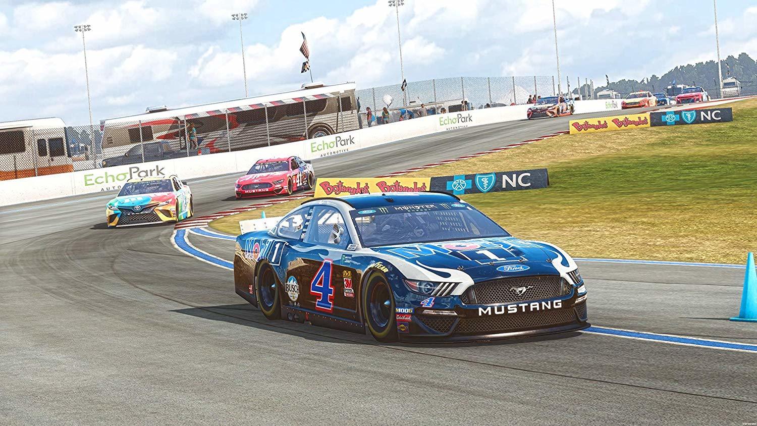 NASCAR Heat 4 on PS4