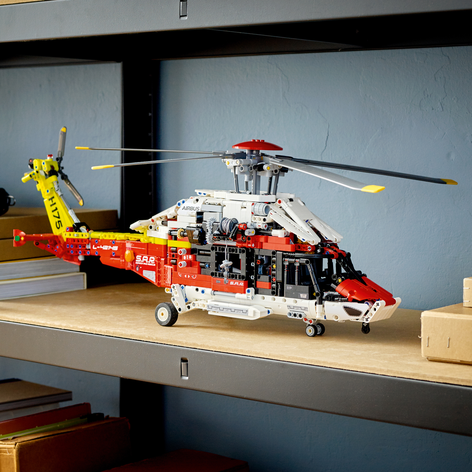 LEGO Technic: Airbus H175 Rescue Helicopter - (42142) Images at Mighty ...