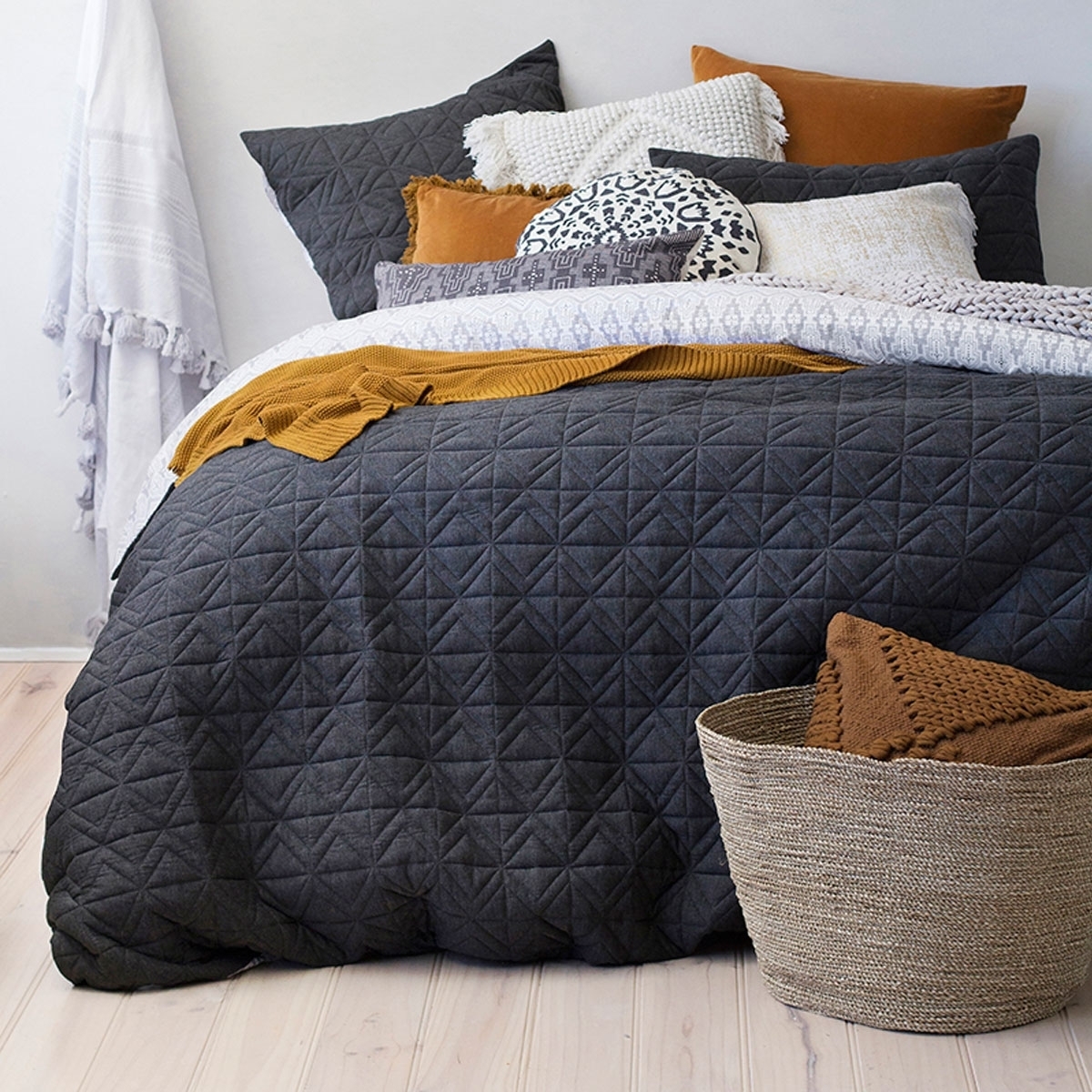 Bambury Queen Quilted Quilt Cover Set (Cisco)