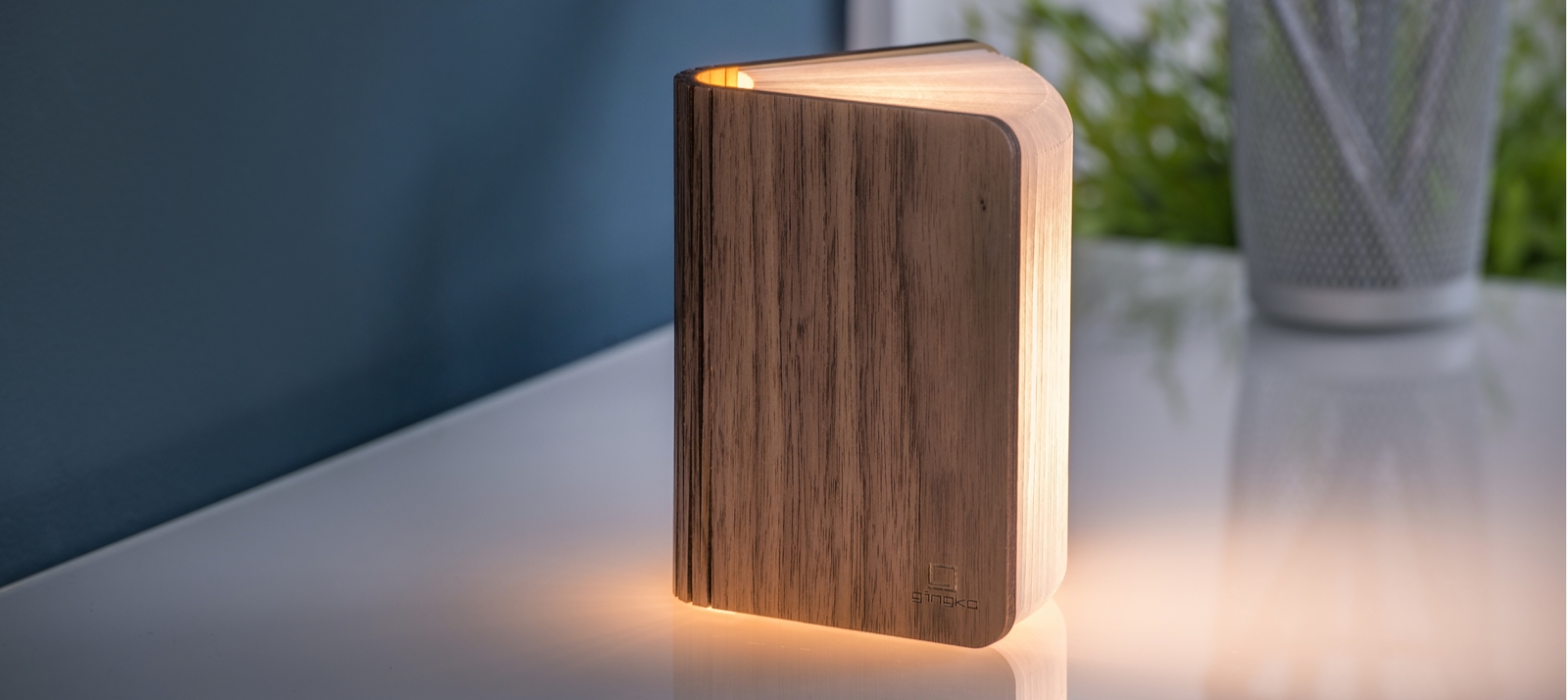 Ginko Walnut Large Smart Led Light Book