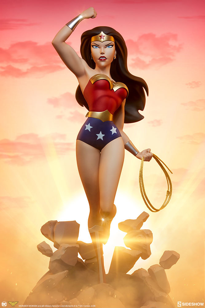 Wonder Woman (Animated) - 20" Premium Format Figure image