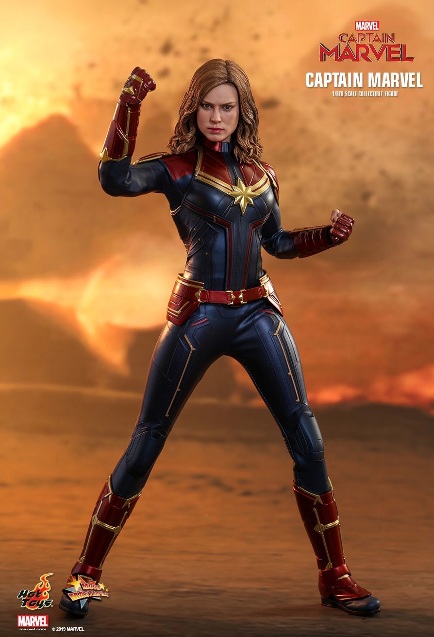 Captain Marvel - 12" Articulated Figure image