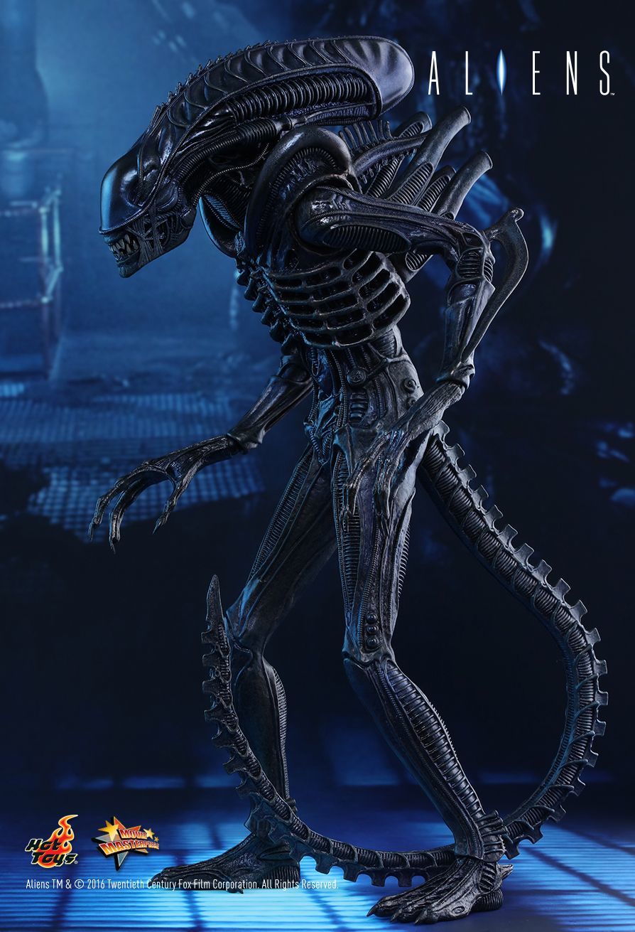 Alien Warrior - 13" Articulated Figure image