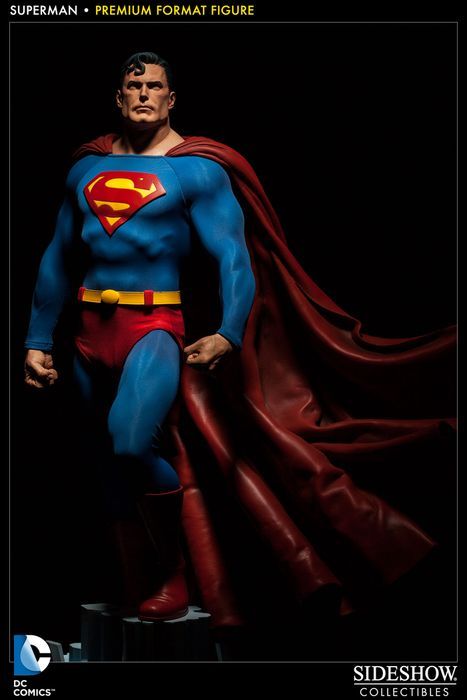 Superman Premium Format Figure