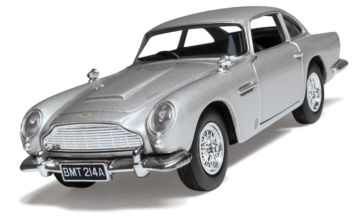 Corgi: 1/36 James Bond Aston Martin DB5 'GoldenEye' image