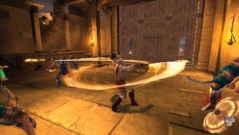 God of War: Chains of Olympus Silver PSP Bundle: Limited Edition for PSP image