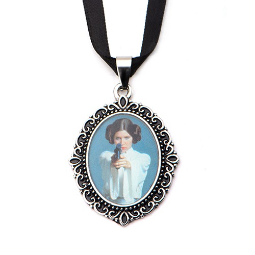 Star Wars Princess Leia Cameo Choker Necklace image