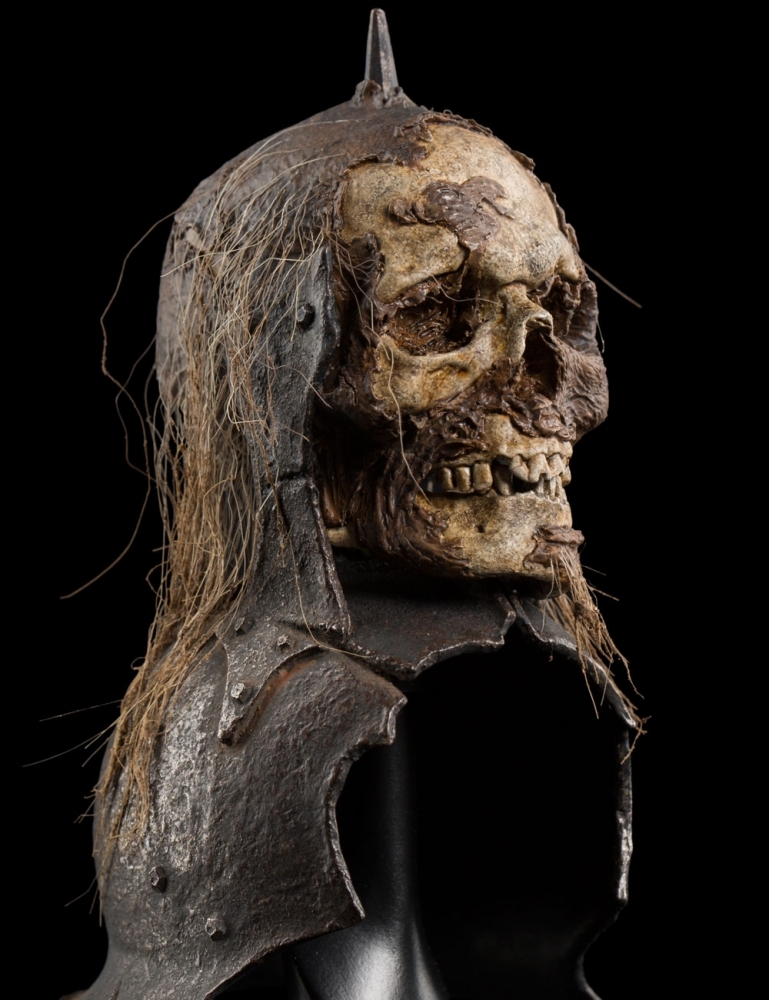 Lord of the Rings: Skull Trophy Helm of the Orc Lieutenant - by Weta image