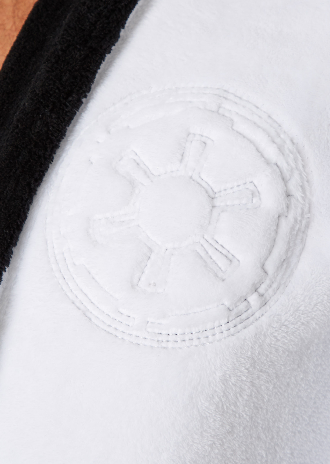 Star Wars: Stormtrooper Embossed Hoodless Robe - Black & White Men's (One Size) image