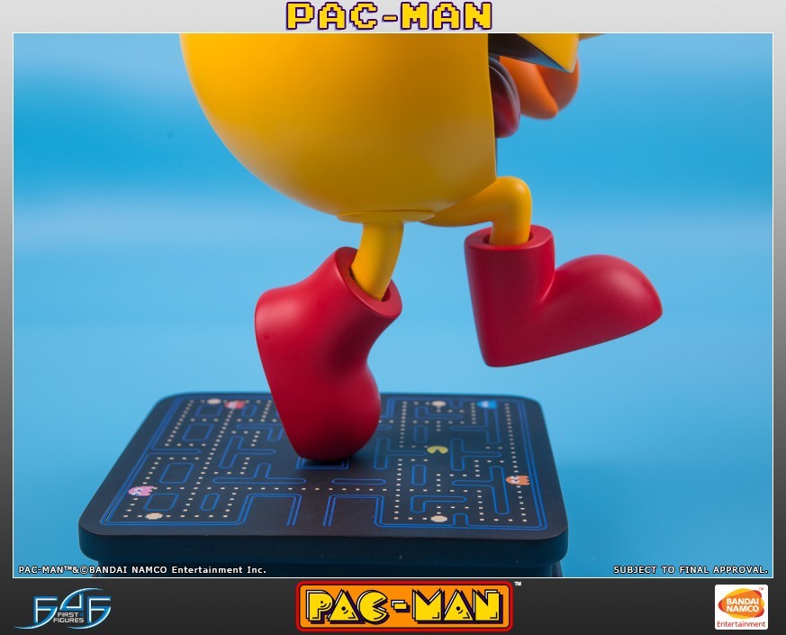 Pac-Man - 17" Statue image