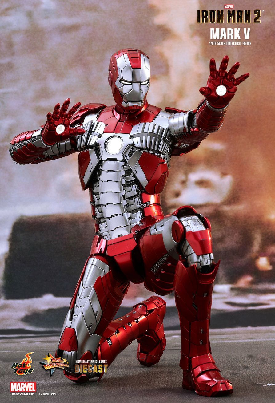 Iron Man Mark V - 1:6 Scale Diecast Figure image