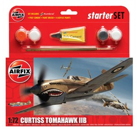 Airfix: 1:72 Curtiss Tomahawk Starter Set - Model Kit image