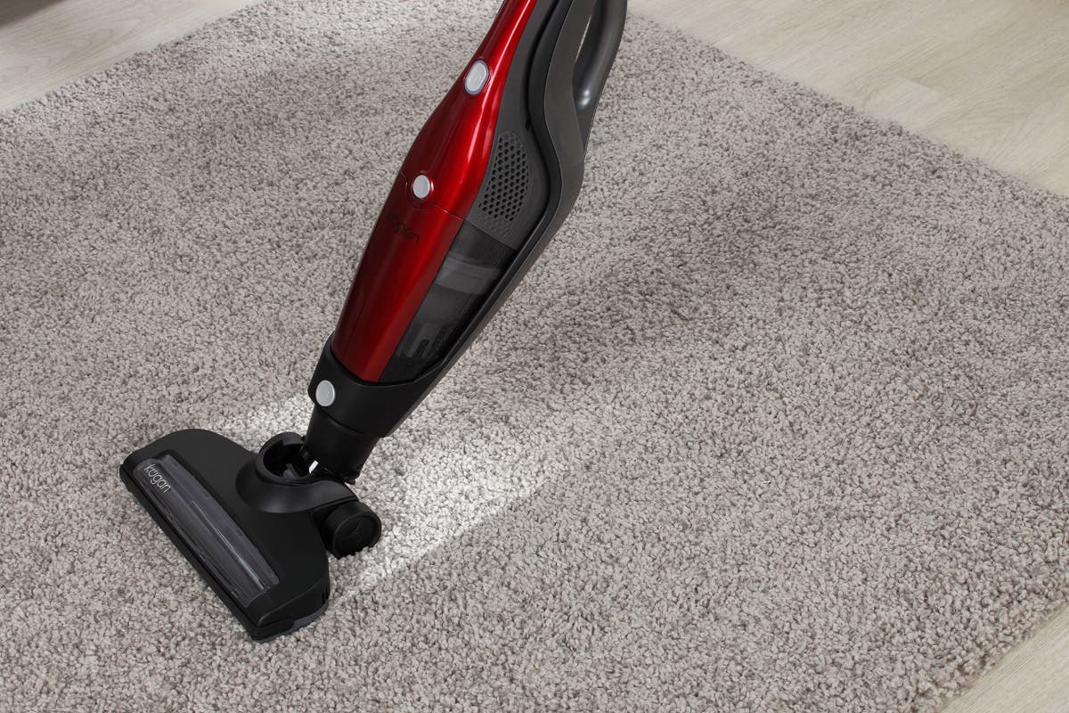 Kogan: 2-in-1 Cordless 25V Stick Vacuum Cleaner image