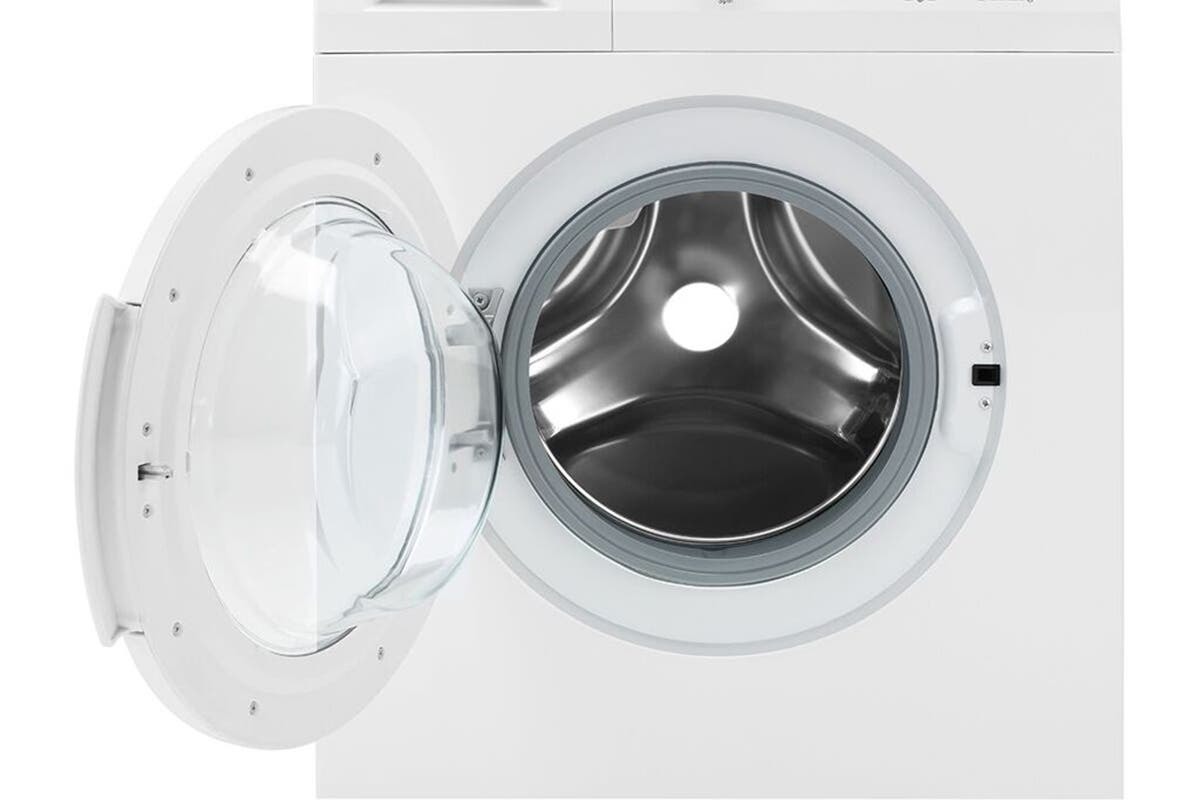 Buy Kogan 8kg Series 7 Front Load Washing Machine at Mighty Ape NZ