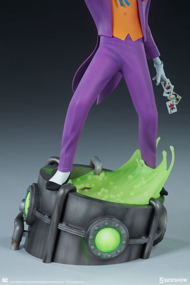 DC Comics: The Joker (Animated) - 17" Premium Statue image