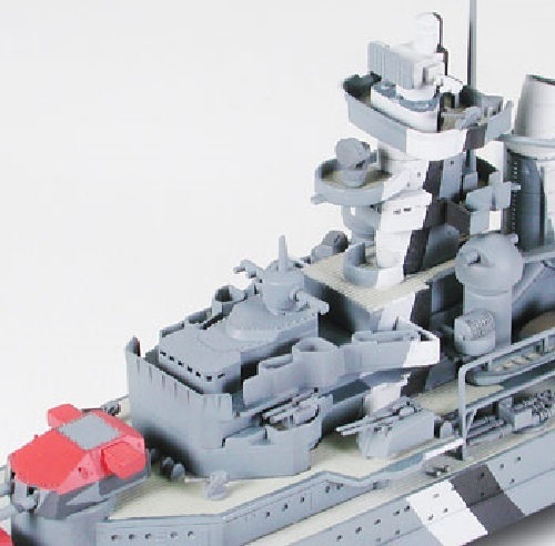 Tamiya 1/700 Prinz Eugen Ger Heavy Cruiser - Model Kit