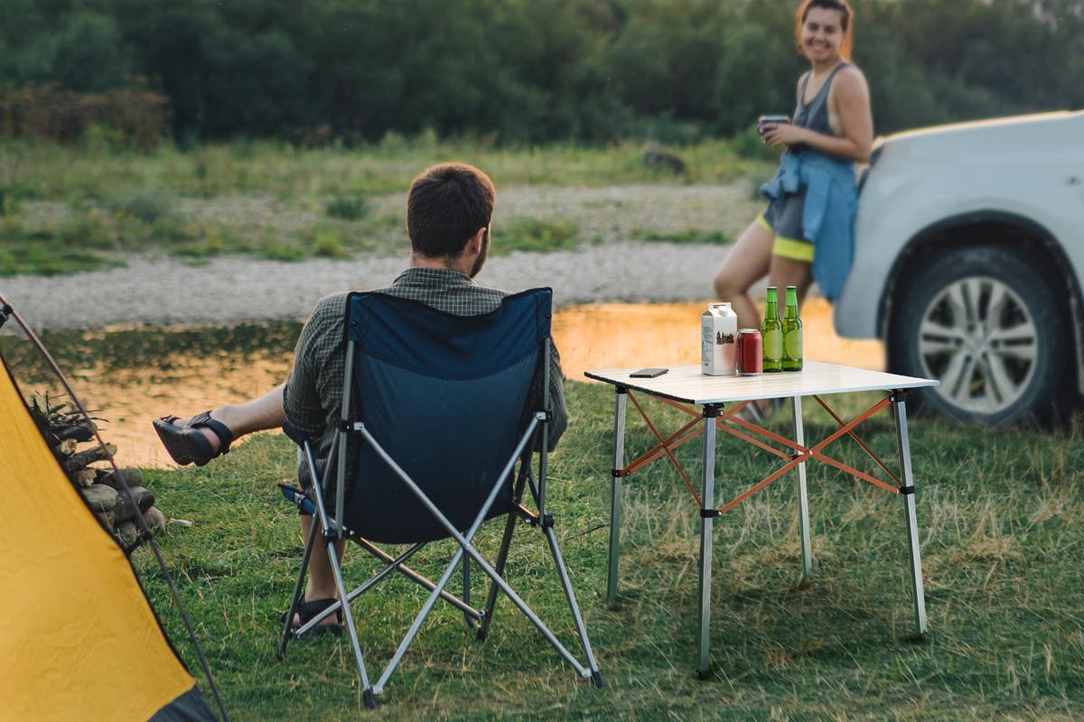 Komodo: Roll Up Portable Table