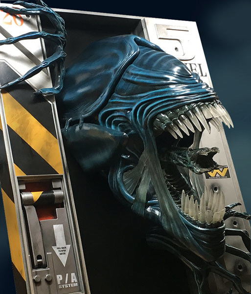 Xenomorph Queen LifeSize Wall Sculpture at Mighty Ape NZ