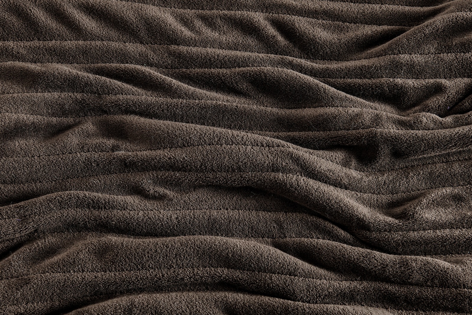 Ovela Washable Plush Electric Heated Throw Blanket (200cm x 180cm, Dark