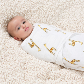 Aden+Anais Easy Swaddle - Jungle Jam Giraffe (Small/Medium) image