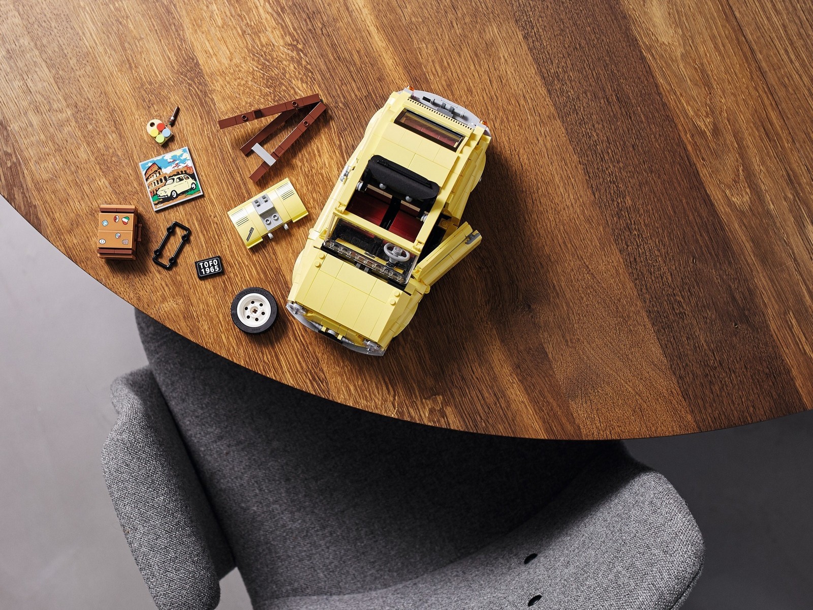 LEGO Creator - Fiat 500 (10271) image