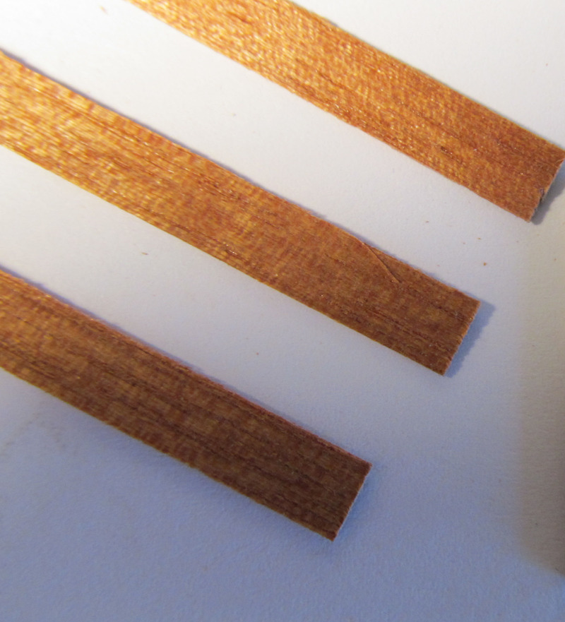 Billing Boats Mahogany Wood Strips 0.7x5x550mm (50x) image