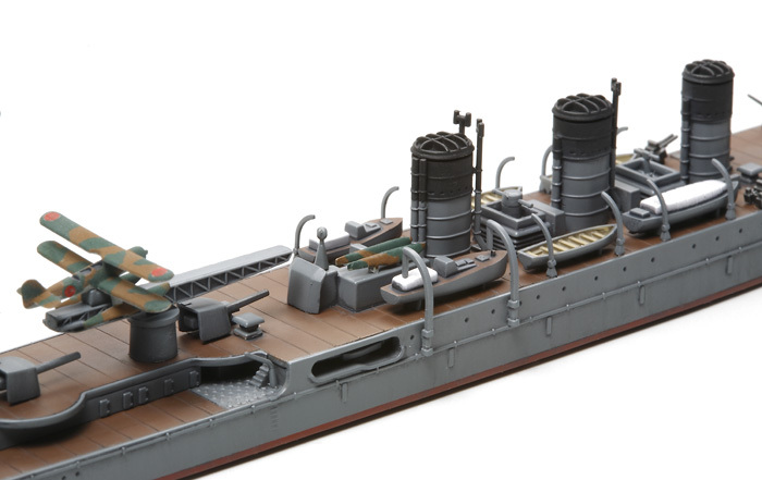 1/700 Japanese Light Cruiser Abukuma - Model Kit image