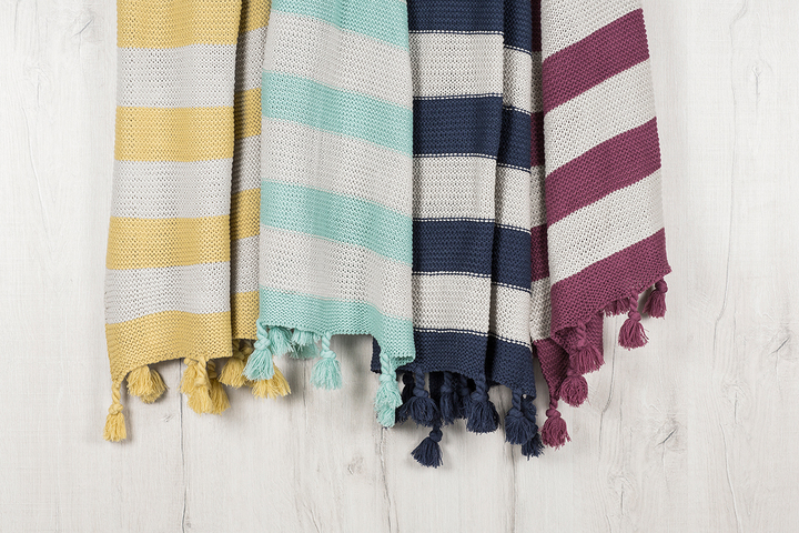 Bambury Madison Throw Rug (Berry) image