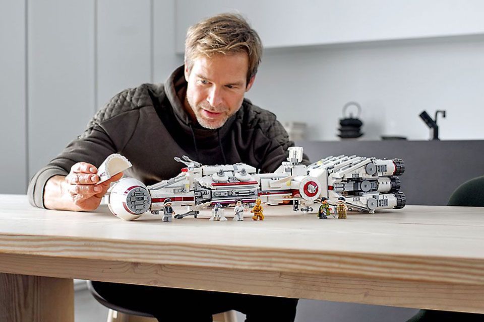 LEGO: Star Wars - Tantive IV (75244) image