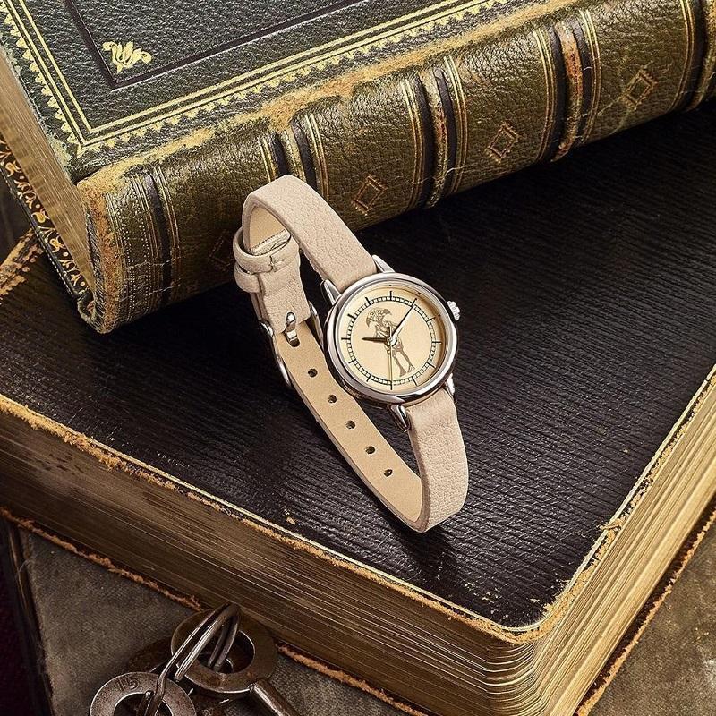 Harry Potter: Dobby The House Elf - Retro Wristwatch image