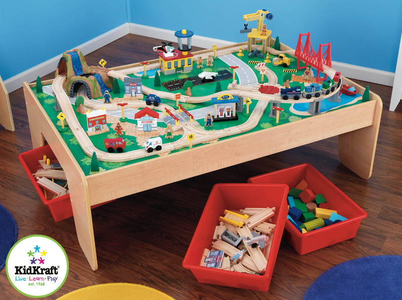 KidKraft - Waterfall Mountain Train Set & Table