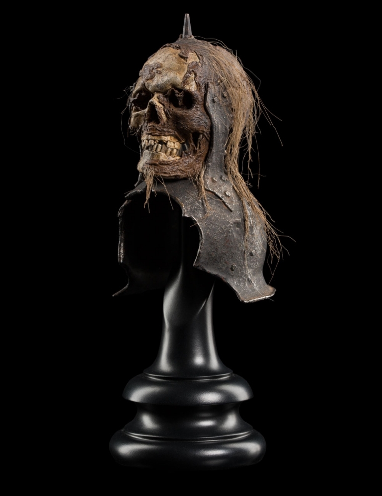 Lord of the Rings: Skull Trophy Helm of the Orc Lieutenant - by Weta image