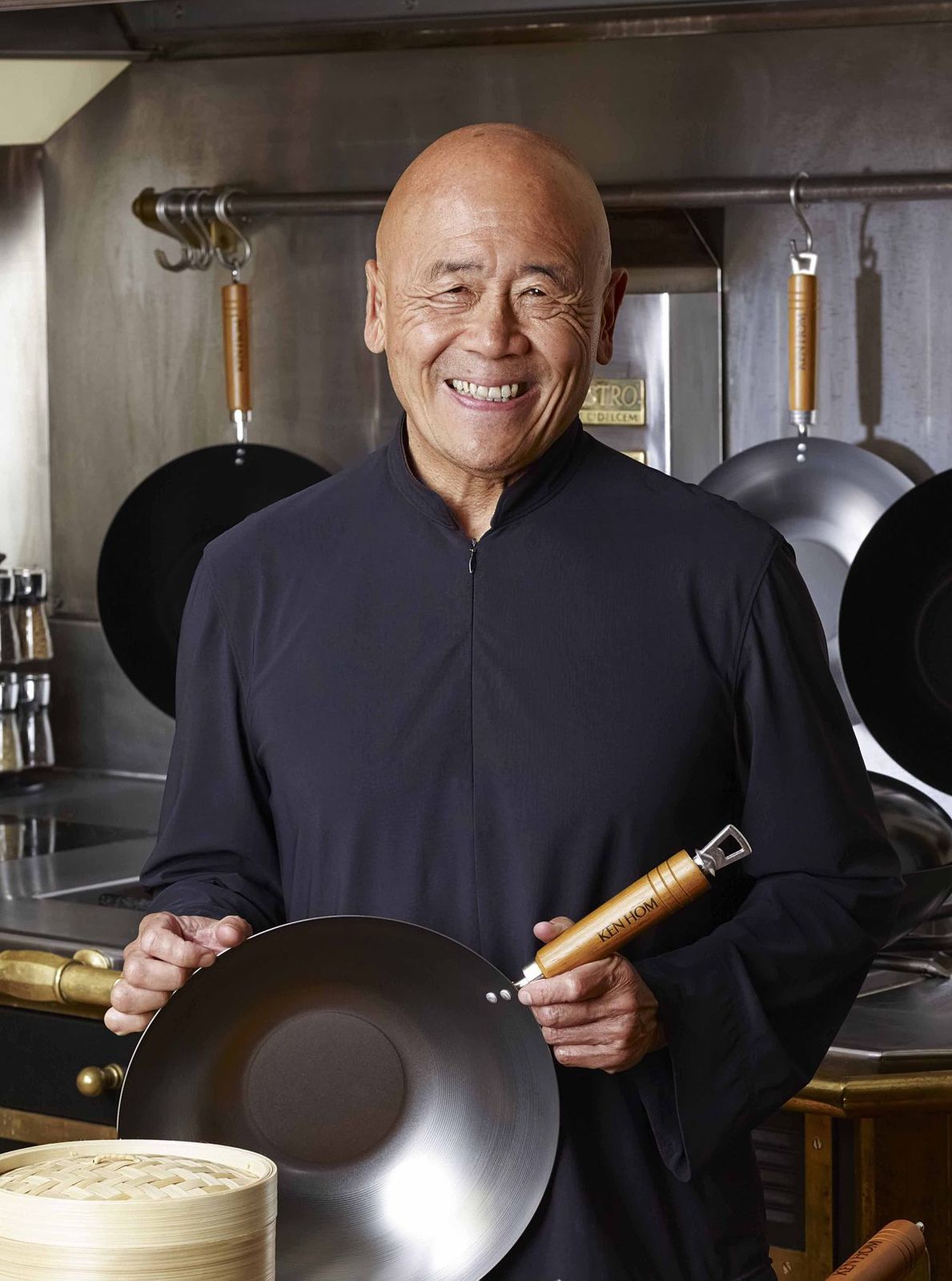 Ken Hom Carbon Steel Wok (31cm) at Mighty Ape NZ