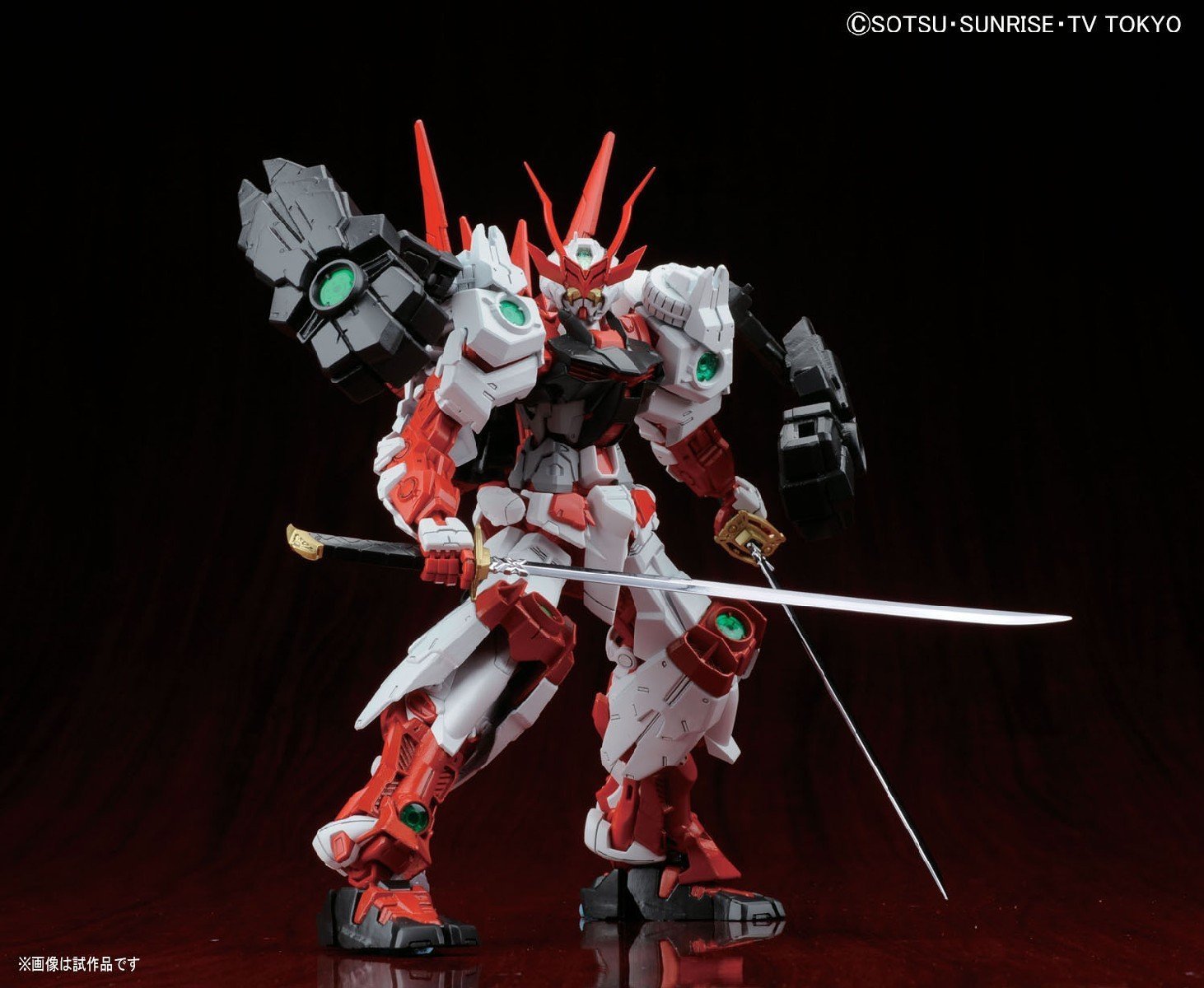 MG 1/100 Sengoku Astray Gundam - Model Kit image