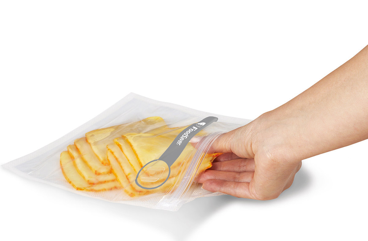 Sunbeam Foodsaver Zipper Bags X 35 at Mighty Ape Australia