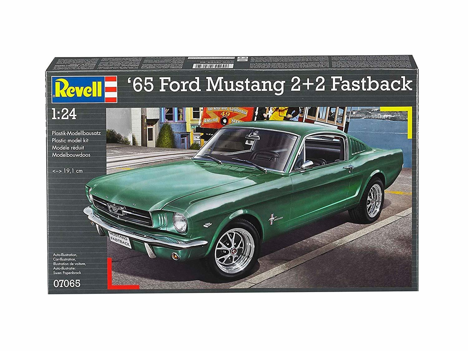 Revell 1:25 1965 Ford Mustang 2+2 Fastback Plastic Model Kit