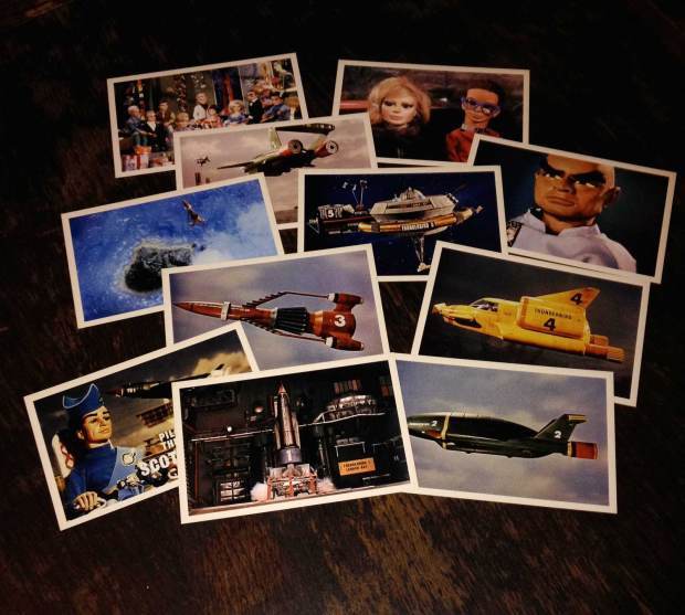 Thunderbirds: 100 F.A.B. Postcards