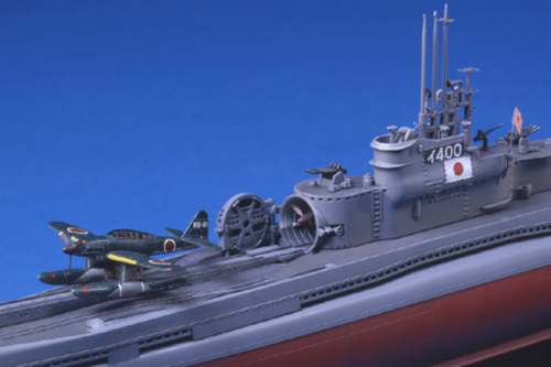 Japanese Navy Submarine I-400 - Model Kit image