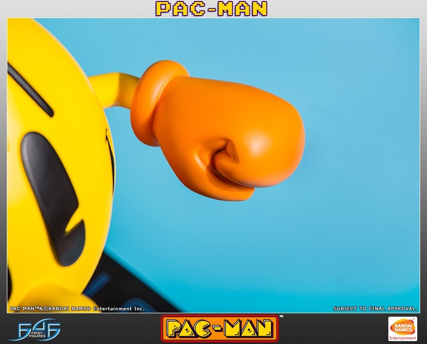 Pac-Man - 17" Statue image